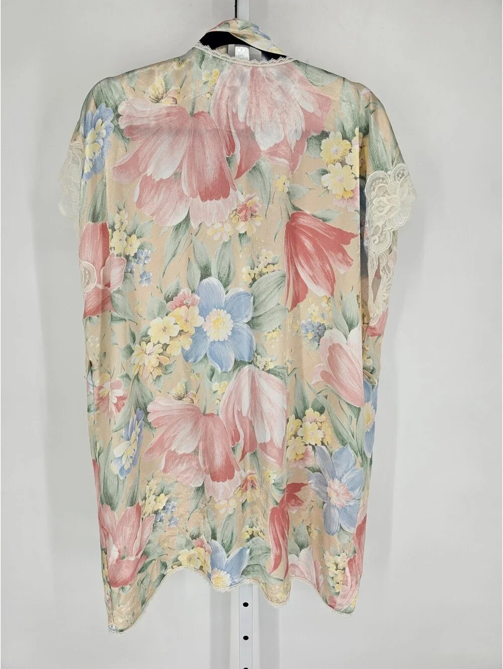 Vintage 1990s Womens Satin Robe Long Sleeve Pastel Floral Print Sexy